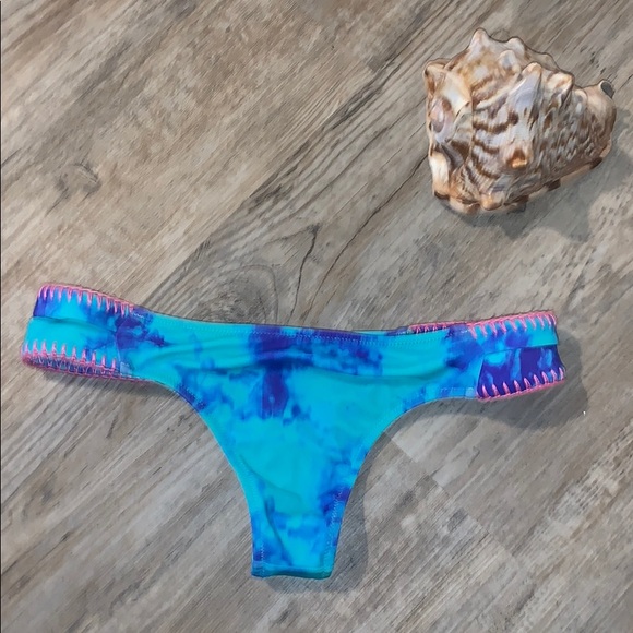 Shade & Shore tie die bikini bottoms - Picture 2 of 3